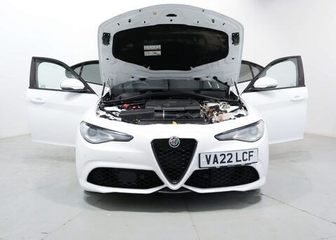 Alfa Romeo Giulia 2.0 Giulia Sprint TB Auto 4dr 47