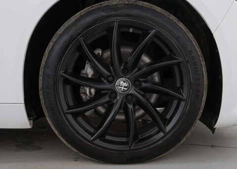 Alfa Romeo Giulia 2.0 Giulia Sprint TB Auto 4dr 14