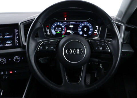 Audi A1 1.5 A1 Sportback 35 TFSI Sport Semi-Auto 5dr 18