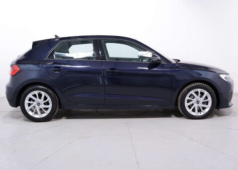 Audi A1 1.5 A1 Sportback 35 TFSI Sport Semi-Auto 5dr 12