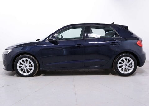 Audi A1 1.5 A1 Sportback 35 TFSI Sport Semi-Auto 5dr 8