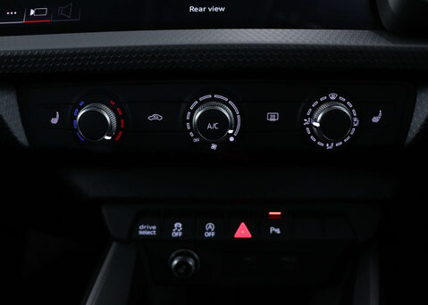 Audi A1 1.5 A1 Sportback 35 TFSI Sport Semi-Auto 5dr 29