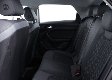 Audi A1 1.5 A1 Sportback 35 TFSI Sport Semi-Auto 5dr 43