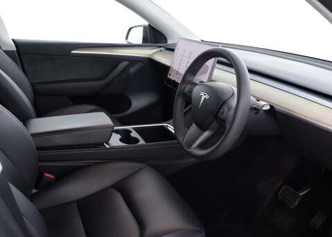 Tesla Model Y Model Y RWD 5dr 28