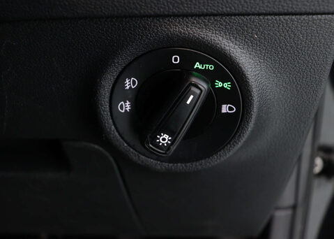 Skoda Karoq 1.5 Karoq SE Drive TSi Semi-Auto 5dr 38