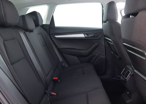 Skoda Karoq 1.5 Karoq SE Drive TSi Semi-Auto 5dr 48