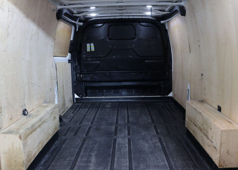Ford Transit Custom 2.0 Transit Custom 300 Limited L2 H1 EcoBlue 39