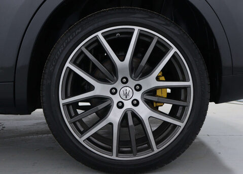 Maserati Levante 2.0 Levante GT MHEV Auto 4WD 5dr 16