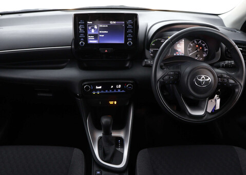 Toyota Yaris 1.5 Yaris Icon HEV CVT 5dr 12