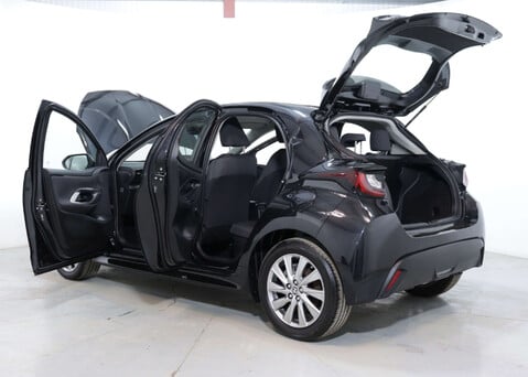 Toyota Yaris 1.5 Yaris Icon HEV CVT 5dr 46