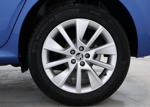 Skoda Kamiq 1.0 Kamiq SE TSi Semi-Auto 5dr 12