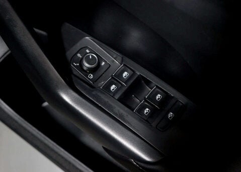 Volkswagen T-Cross 1.0 T-Cross R-Line TSI Semi-Auto 5dr 39