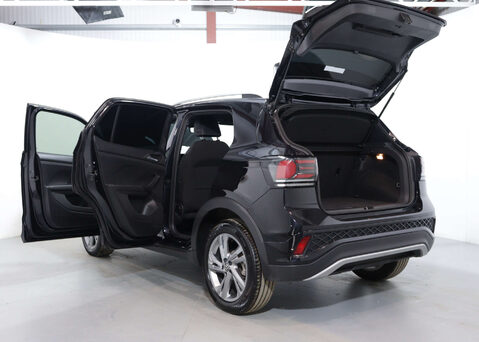 Volkswagen T-Cross 1.0 T-Cross R-Line TSI Semi-Auto 5dr 57
