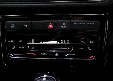 Volkswagen T-Cross 1.0 T-Cross R-Line TSI Semi-Auto 5dr 31