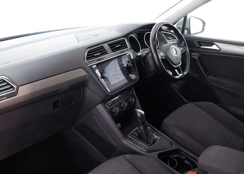 Volkswagen Tiguan 1.5 Tiguan Allspace Match TSi Evo Semi-Auto 5dr 44