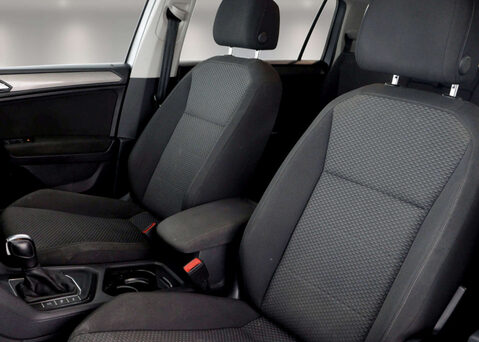 Volkswagen Tiguan 1.5 Tiguan Allspace Match TSi Evo Semi-Auto 5dr 45