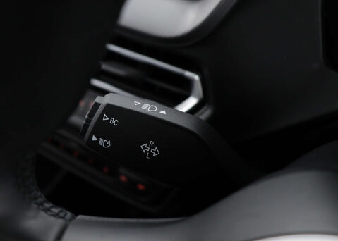 BMW 1 Series 1.5 118I M Sport Auto 5dr 41