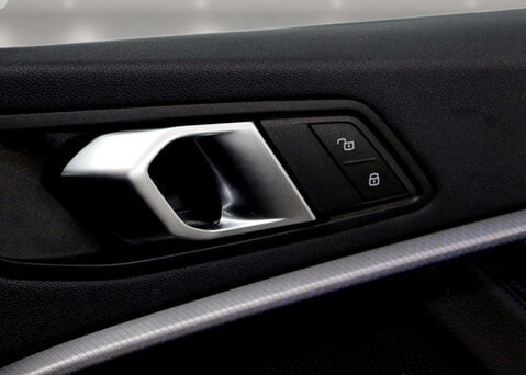 BMW 1 Series 1.5 118I M Sport Auto 5dr 41