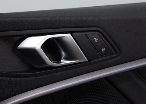 BMW 1 Series 1.5 118I M Sport Auto 5dr 43