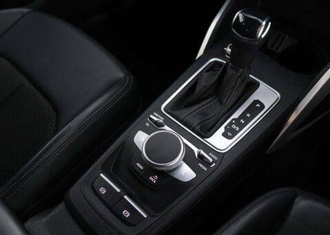 Audi Q2 1.5 Q2 S Line 35 TFSI Semi-Auto 5dr 32