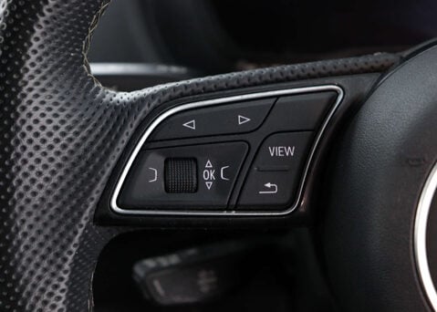 Audi Q2 1.5 Q2 S Line 35 TFSI Semi-Auto 5dr 35