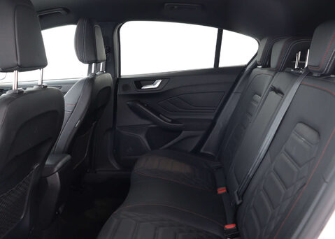 Ford Focus 1.0 Focus ST-Line X MHEV Auto 5dr 45