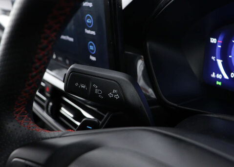 Ford Focus 1.0 Focus ST-Line X MHEV Auto 5dr 34