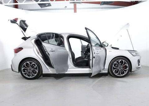 Ford Focus 1.0 Focus ST-Line X MHEV Auto 5dr 56