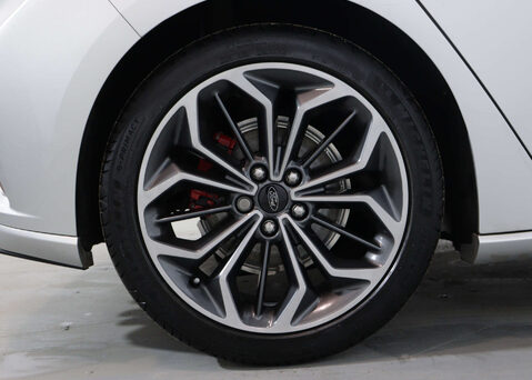 Ford Focus 1.0 Focus ST-Line X MHEV Auto 5dr 13