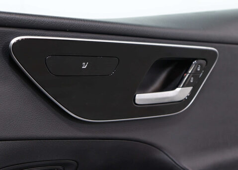 Mercedes-Benz C Class 1.5 C 200 Sport MHEV Auto 4dr 37