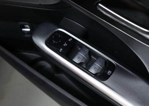 Mercedes-Benz C Class 1.5 C 200 Sport MHEV Auto 4dr 38