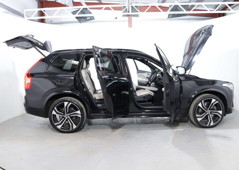 Volvo XC90 2.0 XC90 R-Design Pro T8 Recharge AWD Auto 4WD 5dr 70