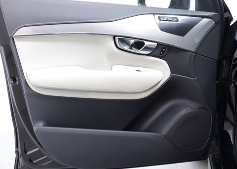 Volvo XC90 2.0 XC90 R-Design Pro T8 Recharge AWD Auto 4WD 5dr 51