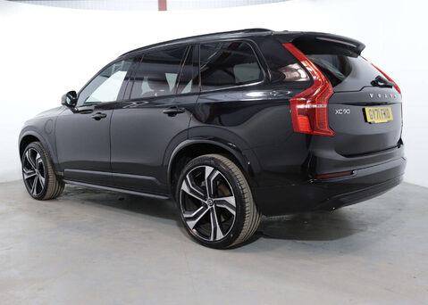 Volvo XC90 2.0 XC90 R-Design Pro T8 Recharge AWD Auto 4WD 5dr 9