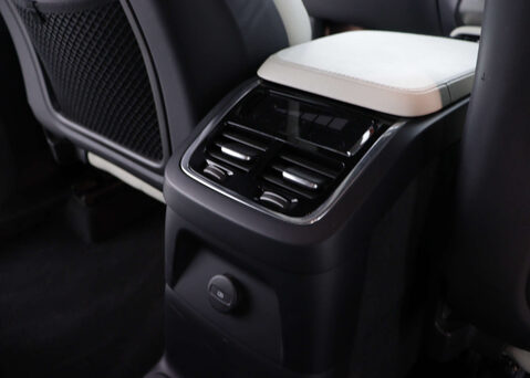 Volvo XC90 2.0 XC90 R-Design Pro T8 Recharge AWD Auto 4WD 5dr 56