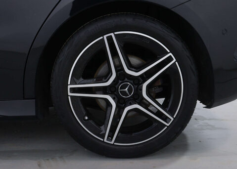 Mercedes-Benz B Class 1.3 B 200 AMG Line Edition Executive Auto 5dr 16