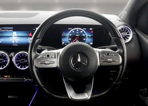 Mercedes-Benz B Class 1.3 B 200 AMG Line Edition Executive Auto 5dr 41