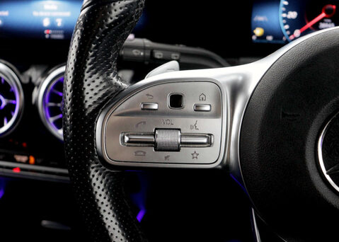 Mercedes-Benz B Class 1.3 B 200 AMG Line Edition Executive Auto 5dr 53