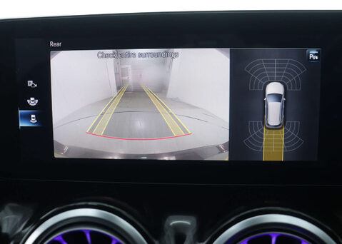 Mercedes-Benz B Class 1.3 B 200 AMG Line Edition Executive Auto 5dr 30