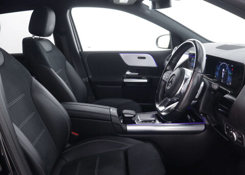 Mercedes-Benz B Class 1.3 B 200 AMG Line Edition Executive Auto 5dr 40