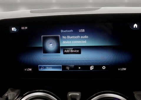 Mercedes-Benz B Class 1.3 B 200 AMG Line Edition Executive Auto 5dr 44