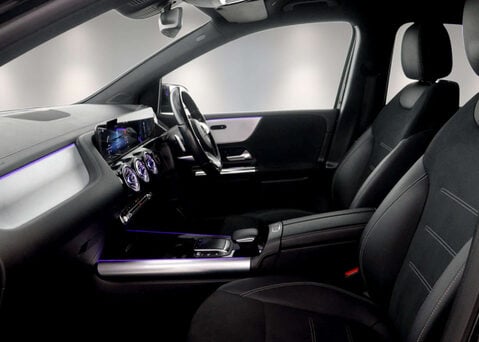 Mercedes-Benz B Class 1.3 B 200 AMG Line Edition Executive Auto 5dr 12