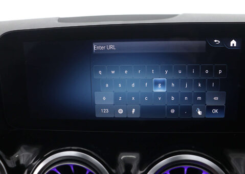 Mercedes-Benz B Class 1.3 B 200 AMG Line Edition Executive Auto 5dr 28