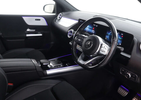 Mercedes-Benz B Class 1.3 B 200 AMG Line Edition Executive Auto 5dr 39