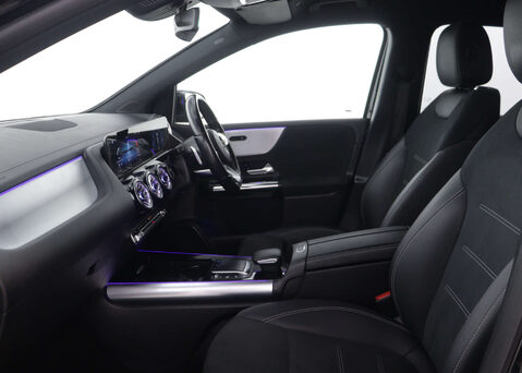 Mercedes-Benz B Class 1.3 B 200 AMG Line Edition Executive Auto 5dr 44