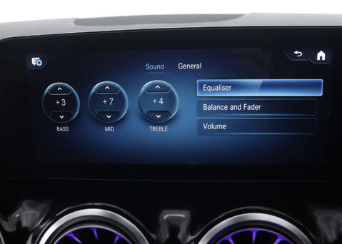 Mercedes-Benz B Class 1.3 B 200 AMG Line Edition Executive Auto 5dr 27