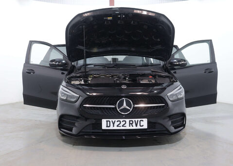 Mercedes-Benz B Class 1.3 B 200 AMG Line Edition Executive Auto 5dr 52
