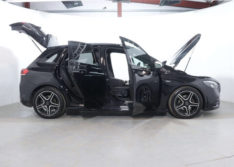 Mercedes-Benz B Class 1.3 B 200 AMG Line Edition Executive Auto 5dr 58