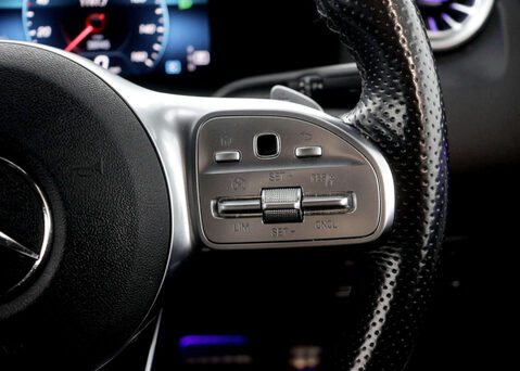 Mercedes-Benz B Class 1.3 B 200 AMG Line Edition Executive Auto 5dr 54