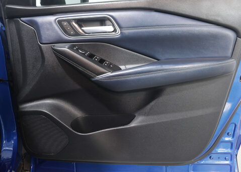 Nissan Qashqai 1.3 Qashqai Tekna+ DiG-T MHEV CVT 5dr 38